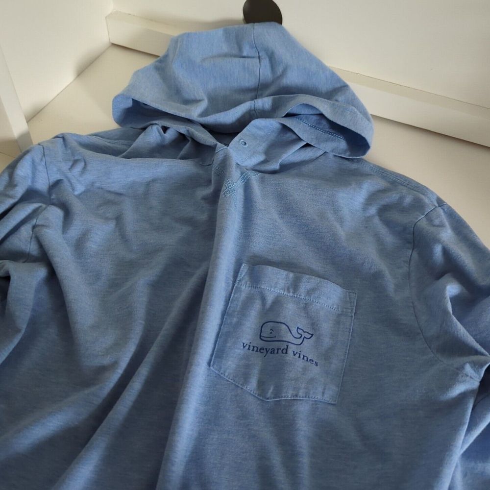 Vineyard Vines Long Sleeve T Shirt Hoodie Men's Size Medium, Light Blue Lightwgt - Picture 5 of 6